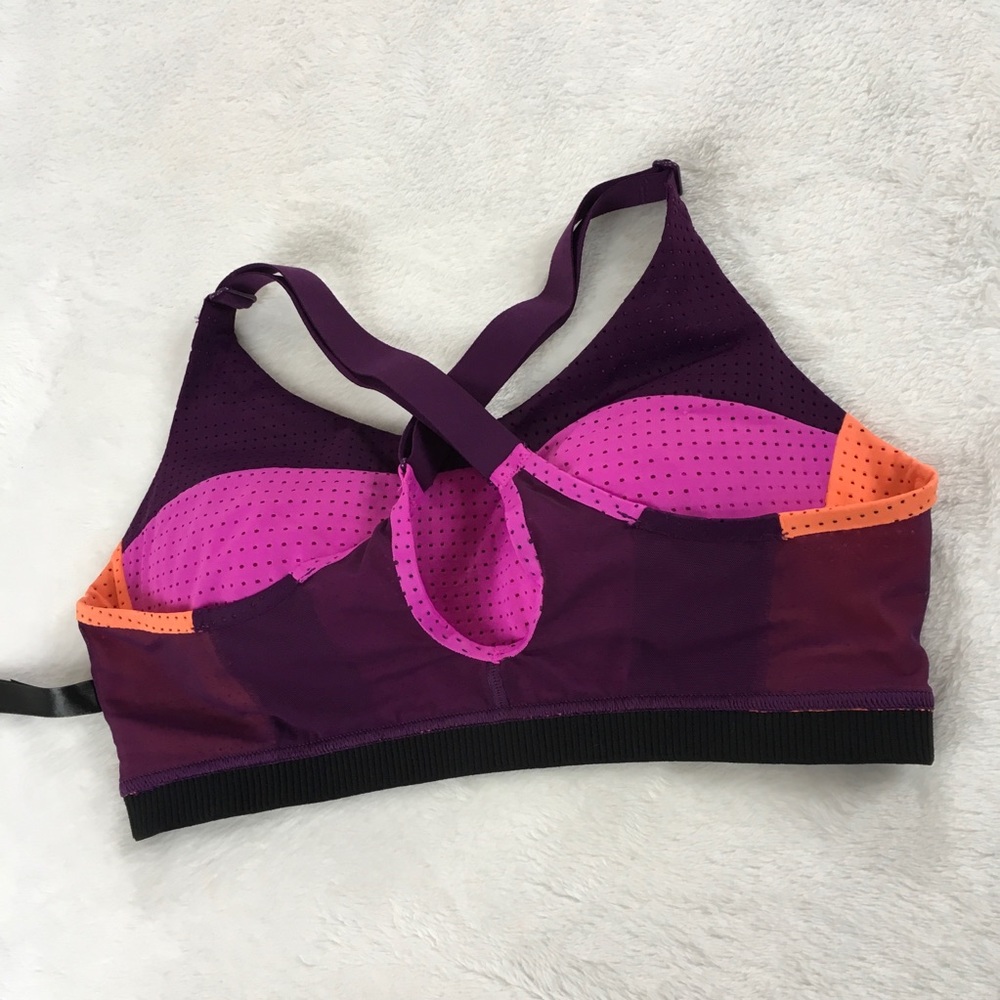 Victoria Sport Lightweight Sport Bra Size34B - Picture 7 of 7